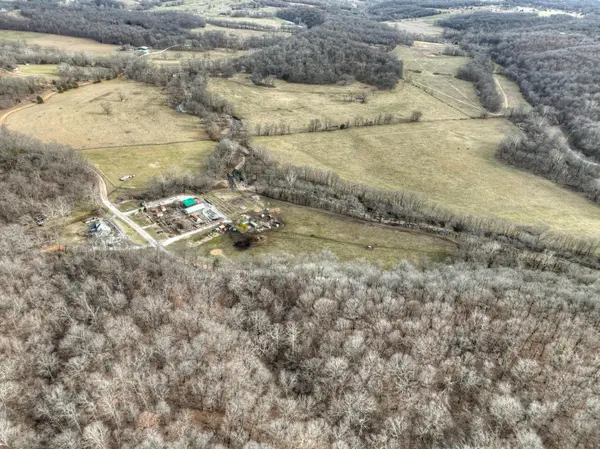 18284 1&B Gazelle DR, Neosho, MO 64850