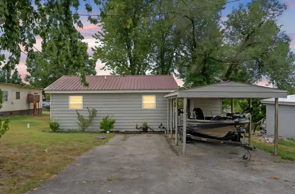 166 Seaman ST, Cape Fair, MO 65624