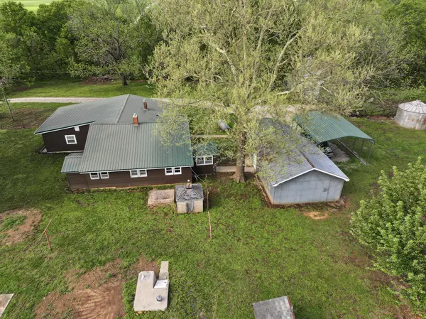 9351 S 2700 RD, Harwood, MO 64750