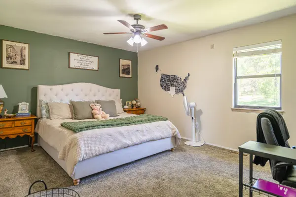 8395 County Road 8970, West Plains, MO 65775