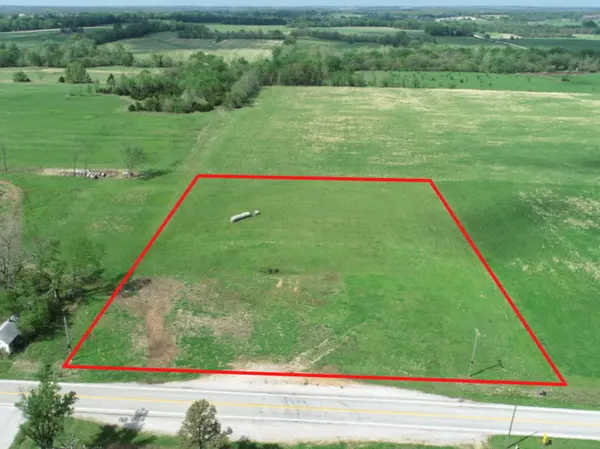 6777 E Highway 32, El Dorado Springs, MO 64744