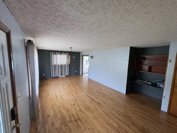 7440 Highway 17, Houston, MO 65483