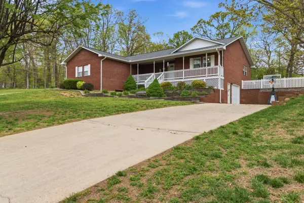 2610 Kody DR, West Plains, MO 65775