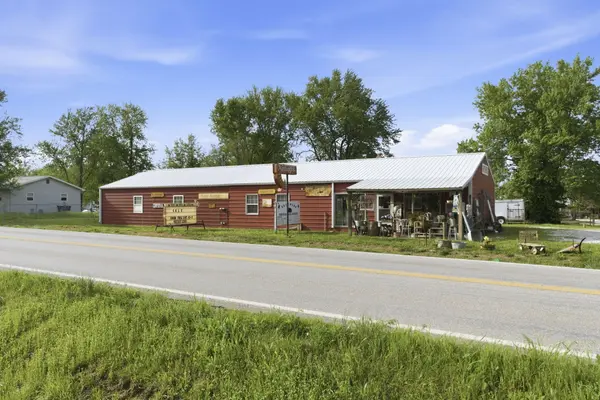 401 W 1st ST, Fair Play, MO 65649