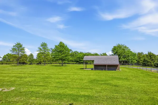 9617 County Lane 262, Carl Junction, MO 64834
