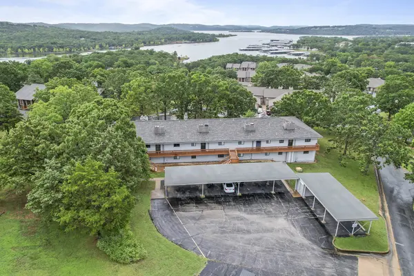 145 Starboard DR #106, Kimberling City, MO 65686