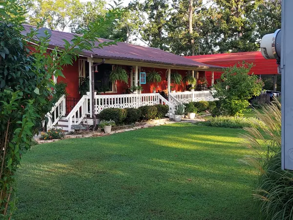 24415 Bald Eagle DR, Golden, MO 65658