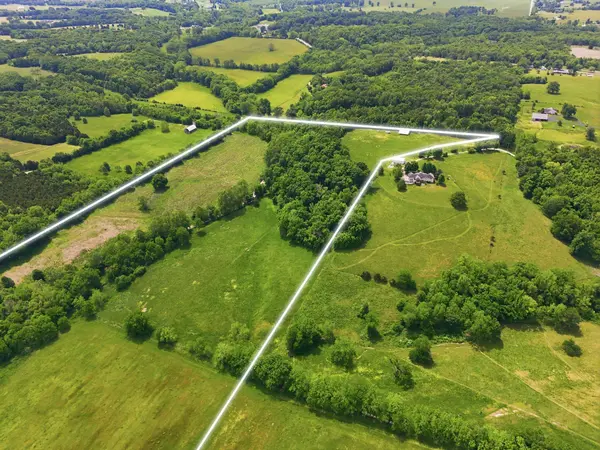 10235 E State Highway D, Rogersville, MO 65742