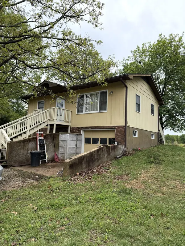 107 Angelica ST, Mountain View, MO 65548