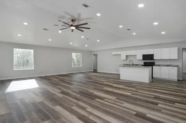 107 S Old Highway 39, South Greenfield, MO 65752