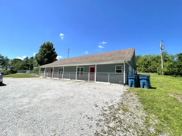 707 S Hemphill ST, Crane, MO 65633