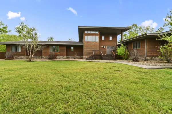 771 Seven Pines DR, Saddlebrooke, MO 65630