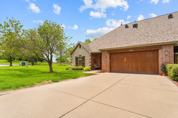 121 Grand Summit Pt #1, Branson, MO 65616