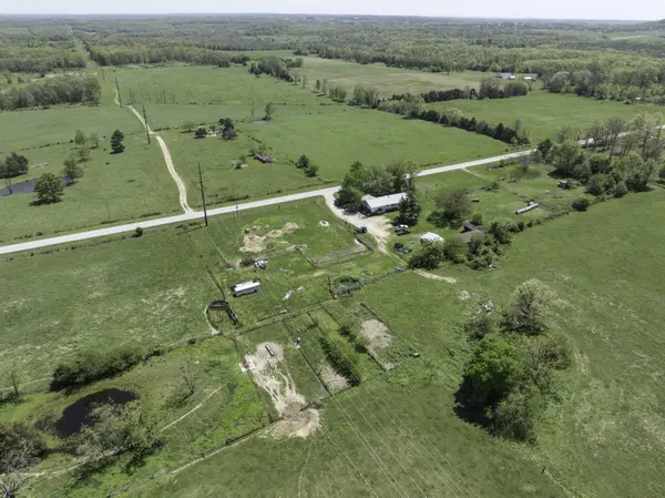 2437 State Highway Y, Norwood, MO 65717