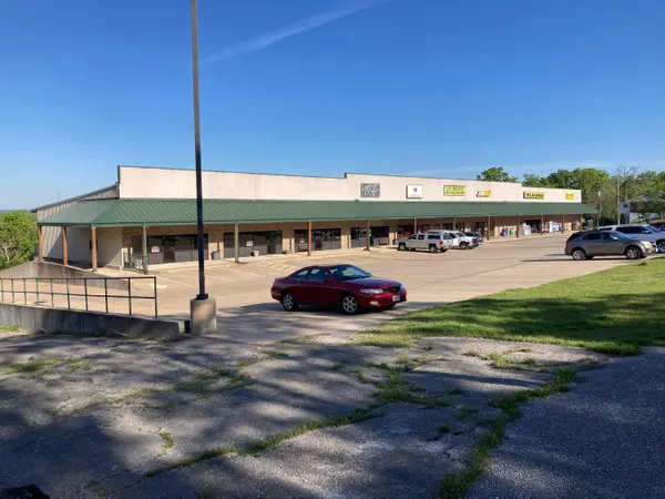 14974 Us-160 #6, Forsyth, MO 65653