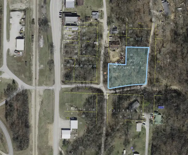000 Eureka AVE, Seligman, MO 65745