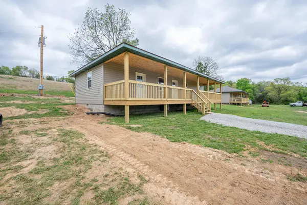 483 Foxden Drive, Gainesville, MO 65655