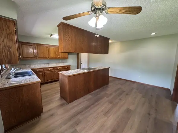 417 Schulz AVE, Monett, MO 65708