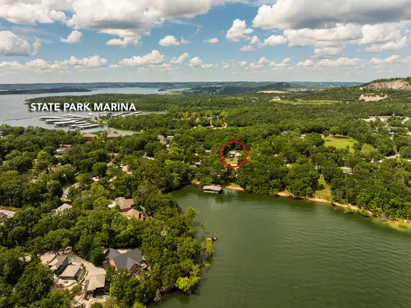 540 Dale AVE, Hollister, MO 65672