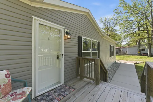 22227 Doe Run TRL, Wheatland, MO 65779