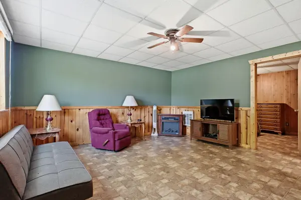 21515 S Highway 215, Dadeville, MO 65635
