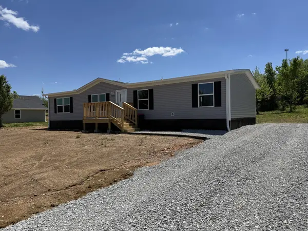 7892 Blockade Village, Seligman, MO 65745