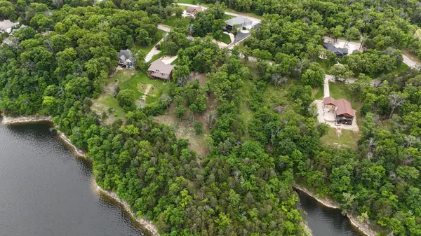 000 Eagles Point LN, Shell Knob, MO 65747
