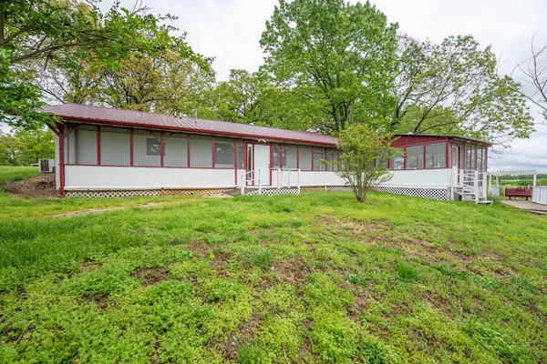 866 County Road 328, Thayer, MO 65791