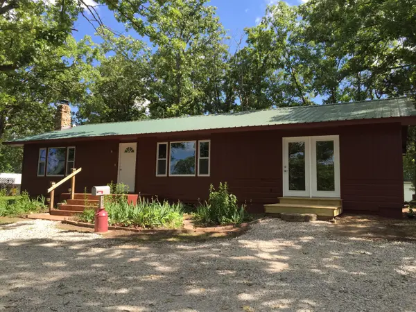462 Campbell Point RD, Shell Knob, MO 65747