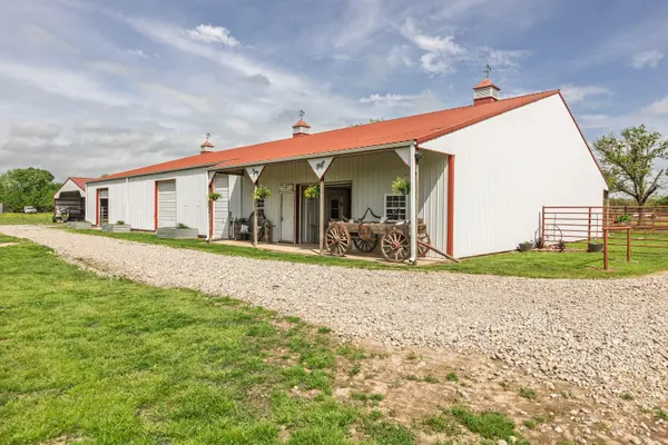 18368 Lawrence 2100, Mt Vernon, MO 65712