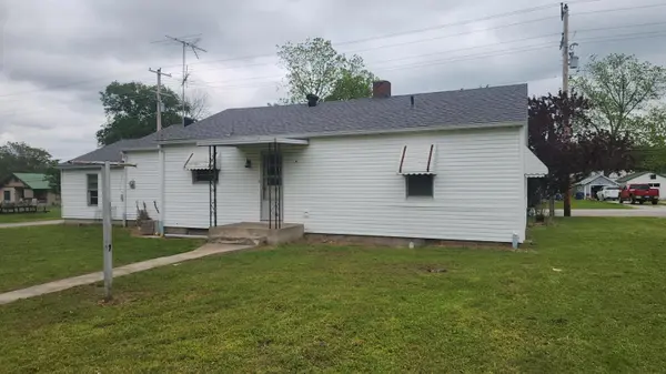 207 N Lilly ST, Greenfield, MO 65661