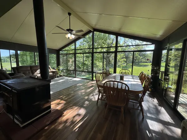 5341 Farm Road 1100, Monett, MO 65708