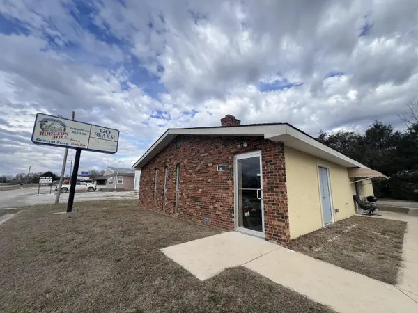 1306 Shull ST, Ava, MO 65608