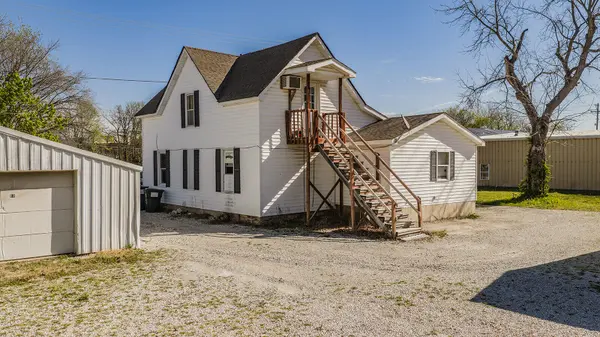 322 W Madison ST, Bolivar, MO 65613