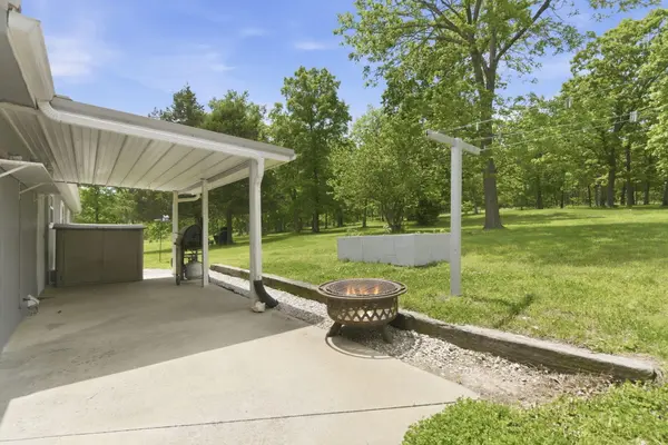3193 S 7th RD, Humansville, MO 65674