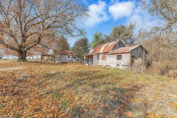 7800 St George RD, Hartville, MO 65667