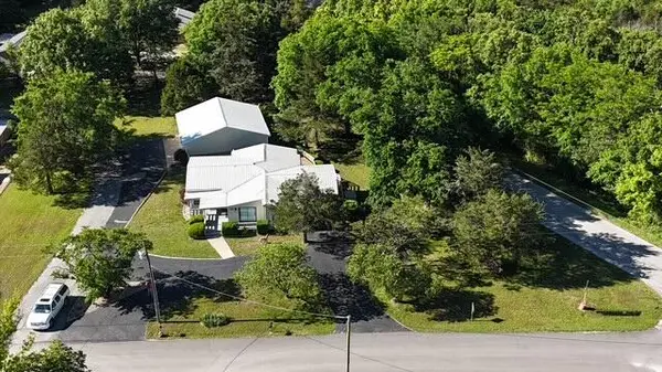 32 Ledgestone RD, Shell Knob, MO 65747