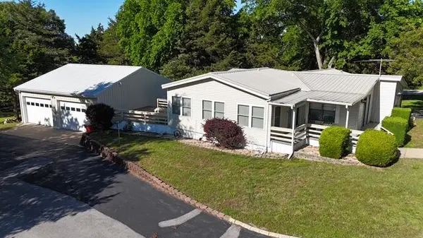 32 Ledgestone RD, Shell Knob, MO 65747