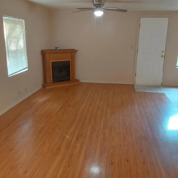 202 Iris RD, Noel, MO 64854