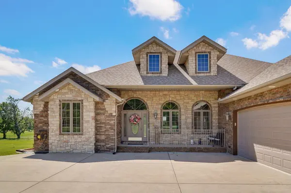 5609 N Farm Road 183, Springfield, MO 65803