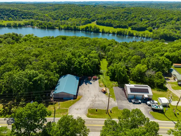 15056 Us Highway 160, Forsyth, MO 65653