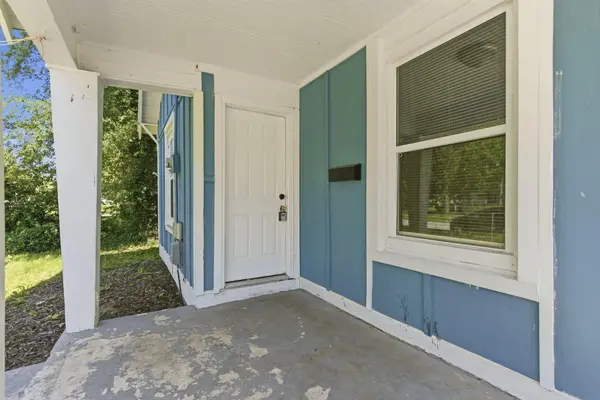 2604 W Calhoun ST, Springfield, MO 65802