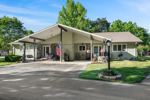 21 Maple CT, Branson, MO 65616