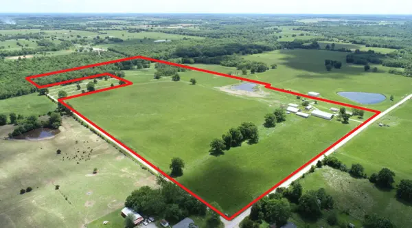 15703 B S 2850 RD, El Dorado Springs, MO 64744