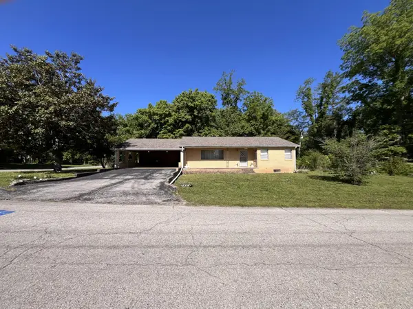 275 S 3rd ST, Mammoth Spring, AR 72554