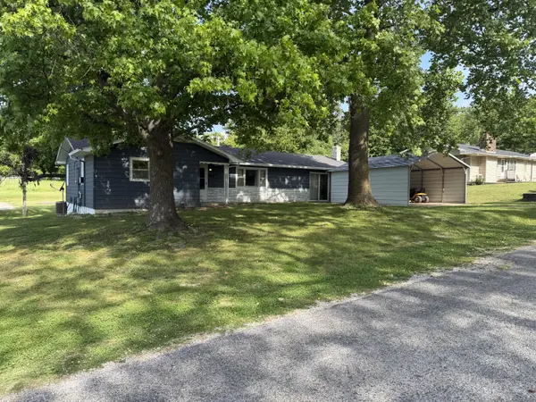 105 Walker CT, Exeter, MO 65647