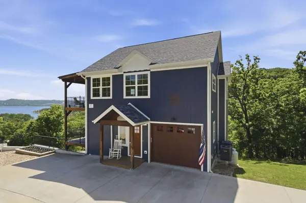 1 Grand DR, Blue Eye, MO 65611