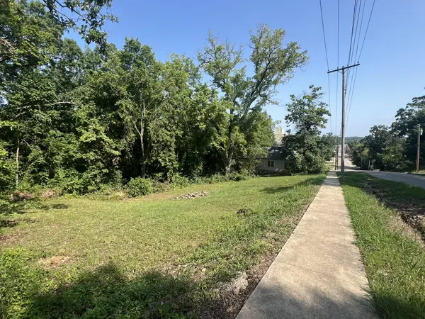505 S Aid AVE, West Plains, MO 65775