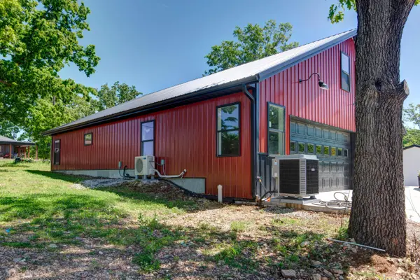 311 Mohican LN, Lampe, MO 65681