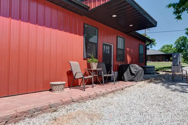 311 Mohican LN, Lampe, MO 65681